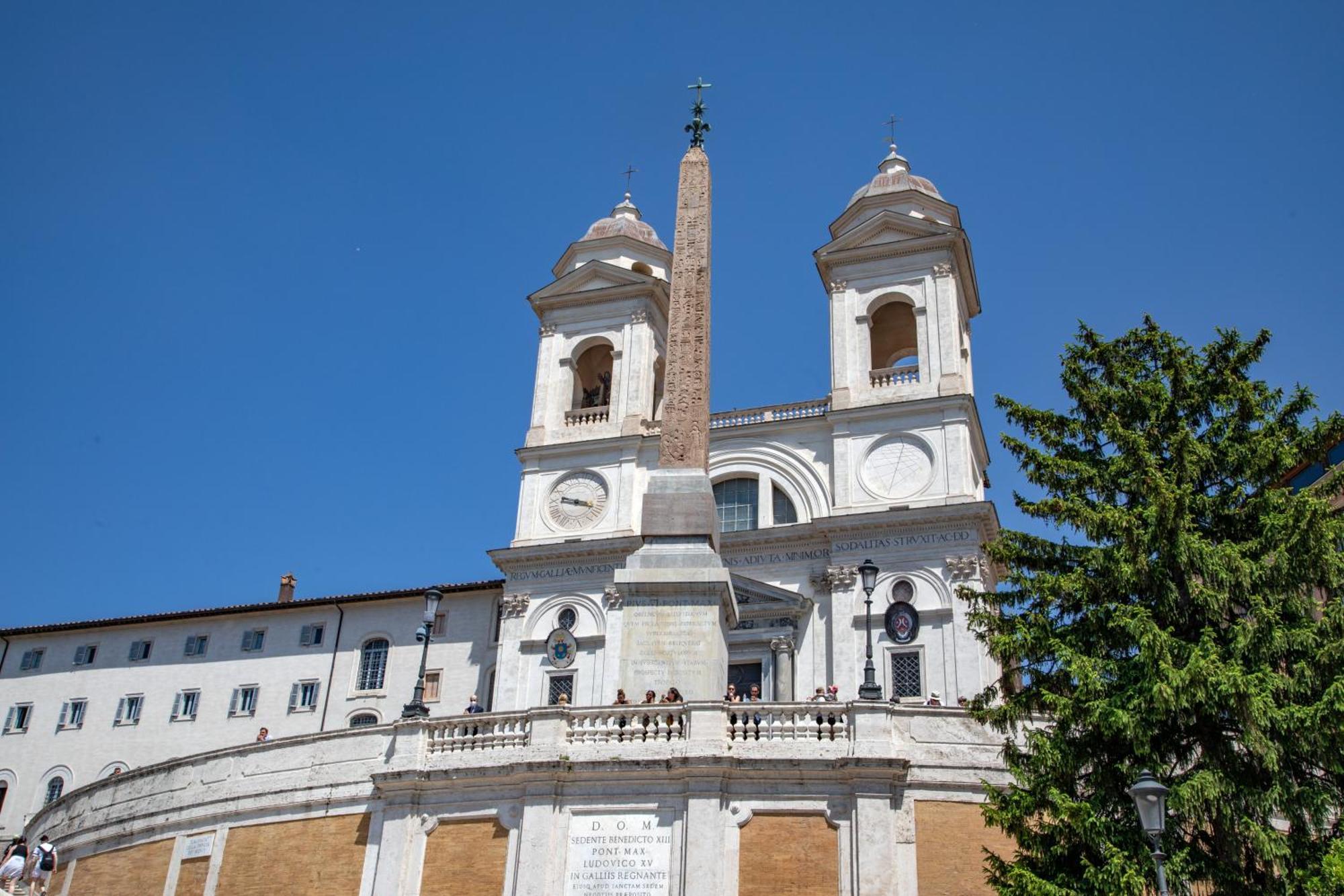 Besecret Belsiana, Rome